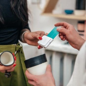 How to Use Your Credit Cards Responsibly