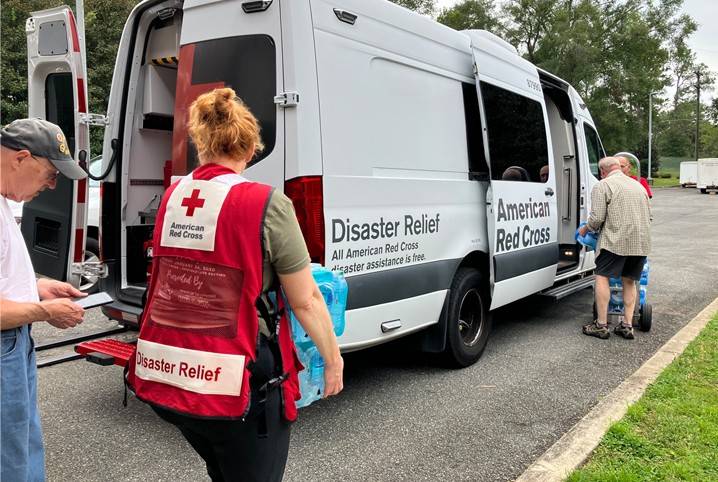 10 Hurricane Relief Nonprofits Supporting Communities in Crisis 1 Hurricane Relief Nonprofits - American Red Cross